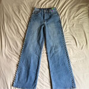 High-Waist Blue Wide-Leg Jeans with Pearl Side Trim